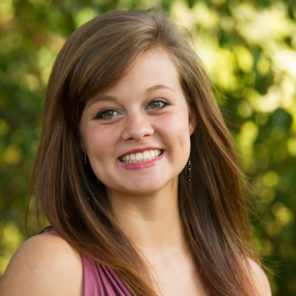 Meet your Posher, Laura